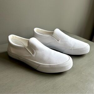 No Boundaries Women White Slip-On Canvas Sneakers 7.5 Memory Foam Classic Casual